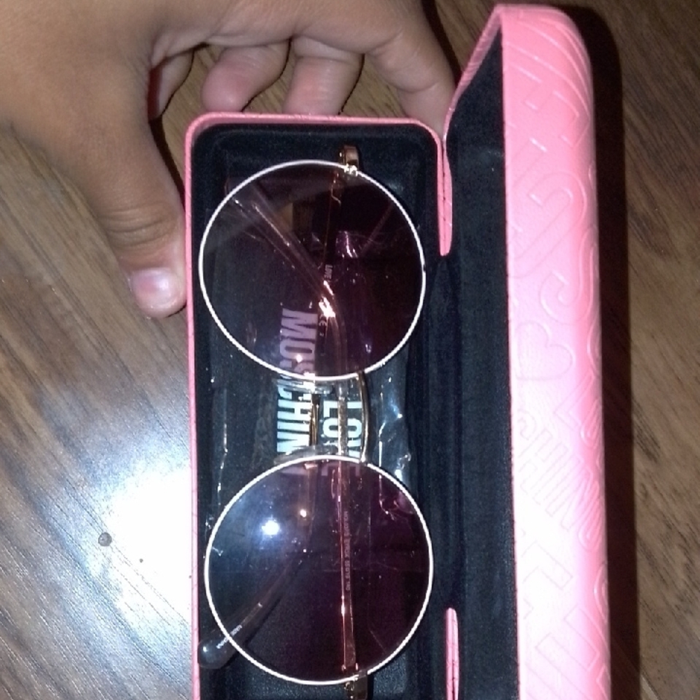 Moschino Rose-Tinted Sunglasses with Pink Case